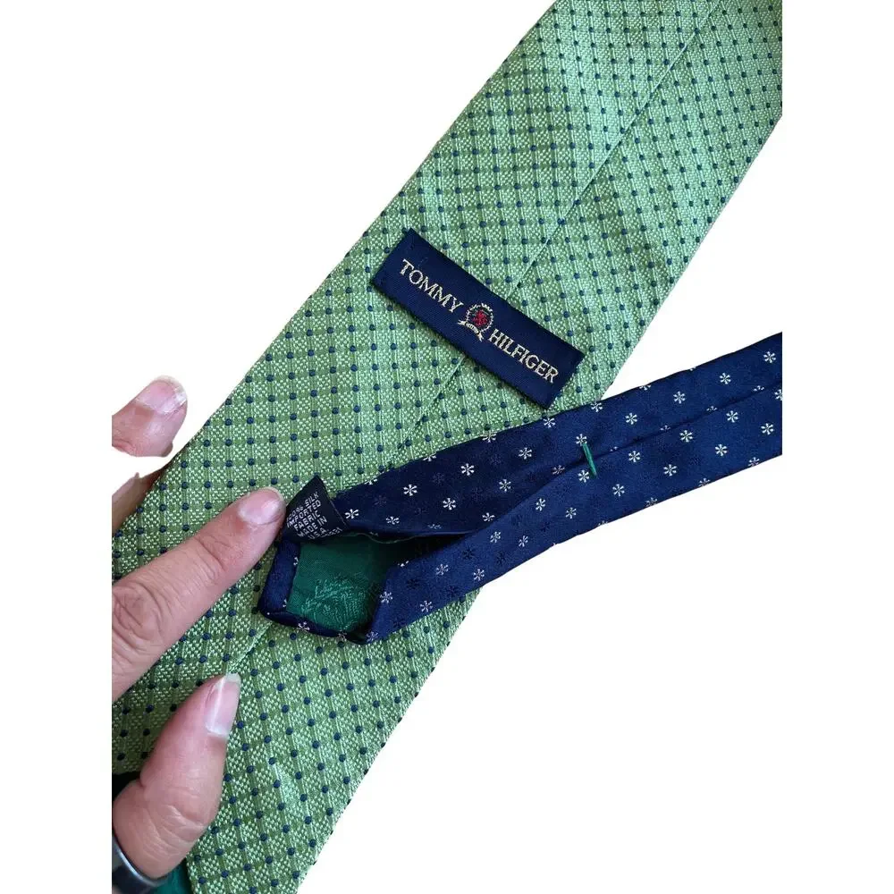 Vintage Tommy Hilfiger Green 90s Silk Necktie